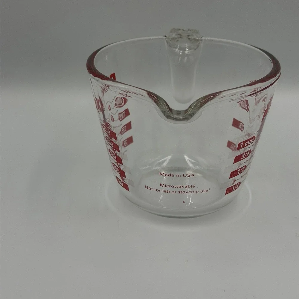 Vintage PYREX Measuring Cup 1 Cup Red Lettering J-Handle USA Metric 250 mL 8 Oz